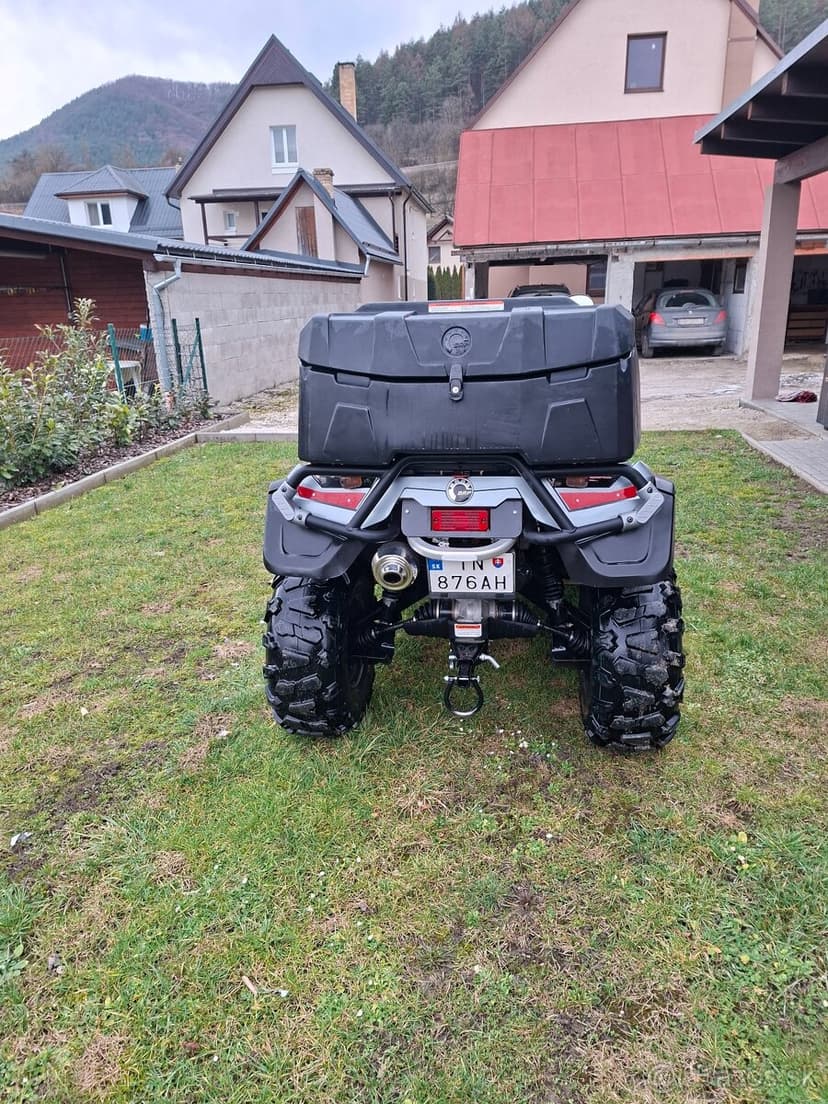 Can-am outlander 800max