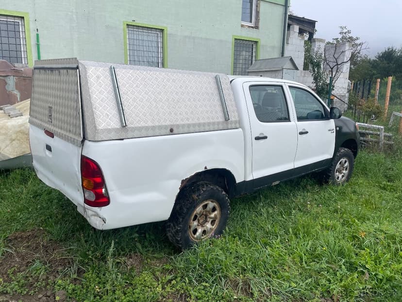 Toyota Hilux 2,5 75kw