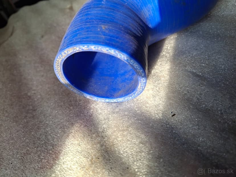 Land rover hadica intercoolera td5