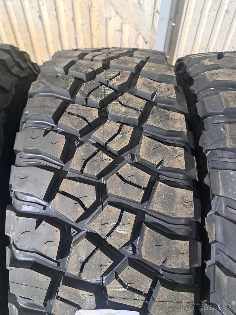 BFGoodrich Mud Terrain 265/65 R17