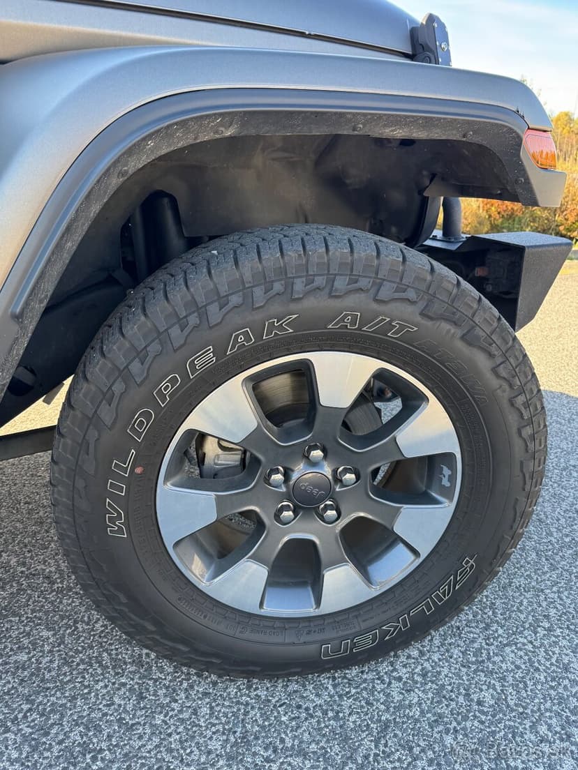 Predám Jeep WRANGLER