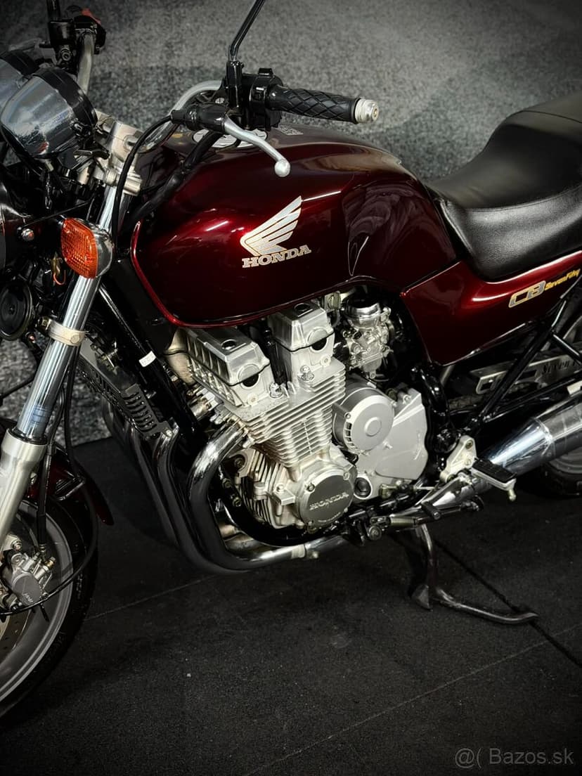 Honda CB 750 Seven Fifty