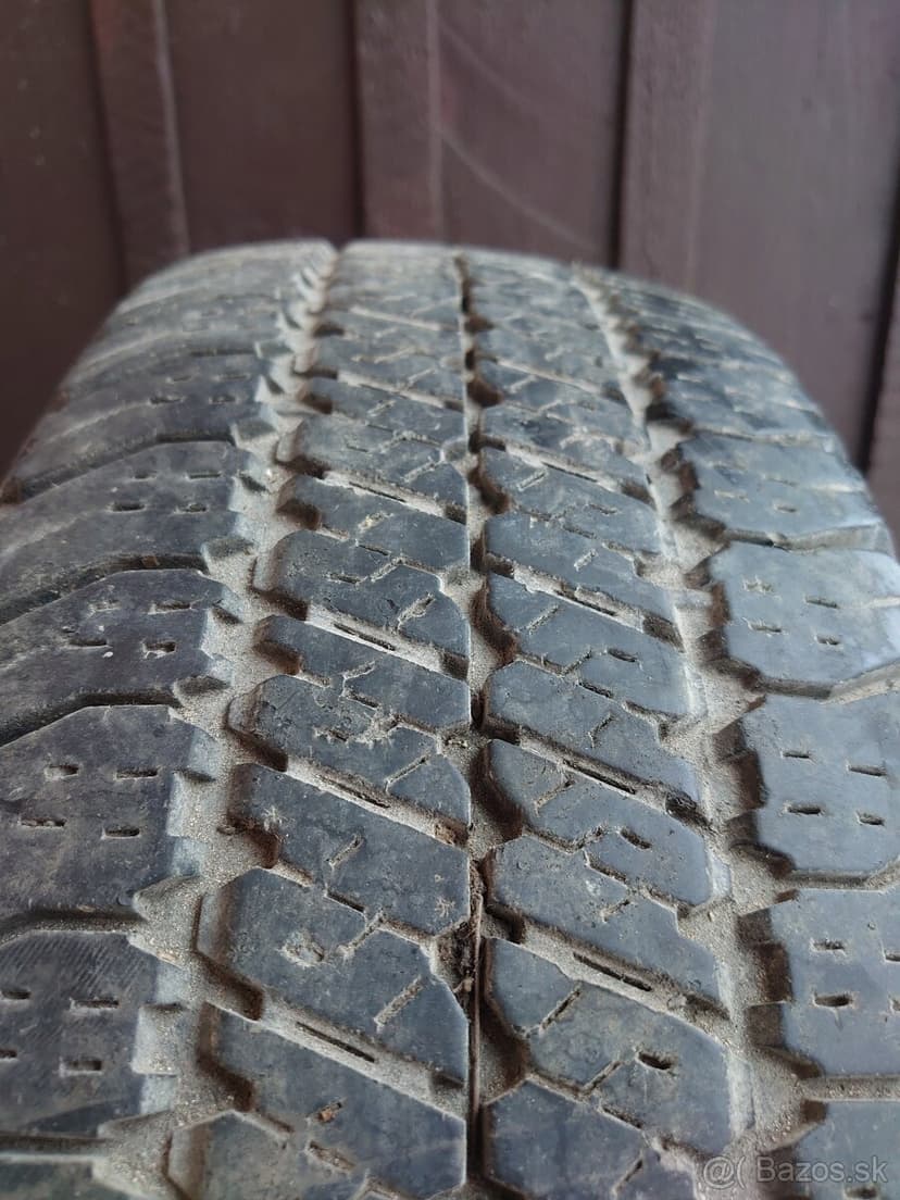 Predám pneu + disky Goodyear Wrangler SR-A 235/70 R16