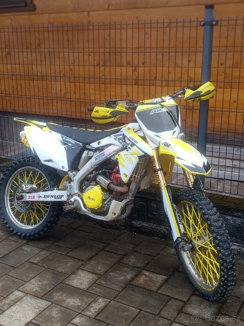 Suzuki rmz 250
