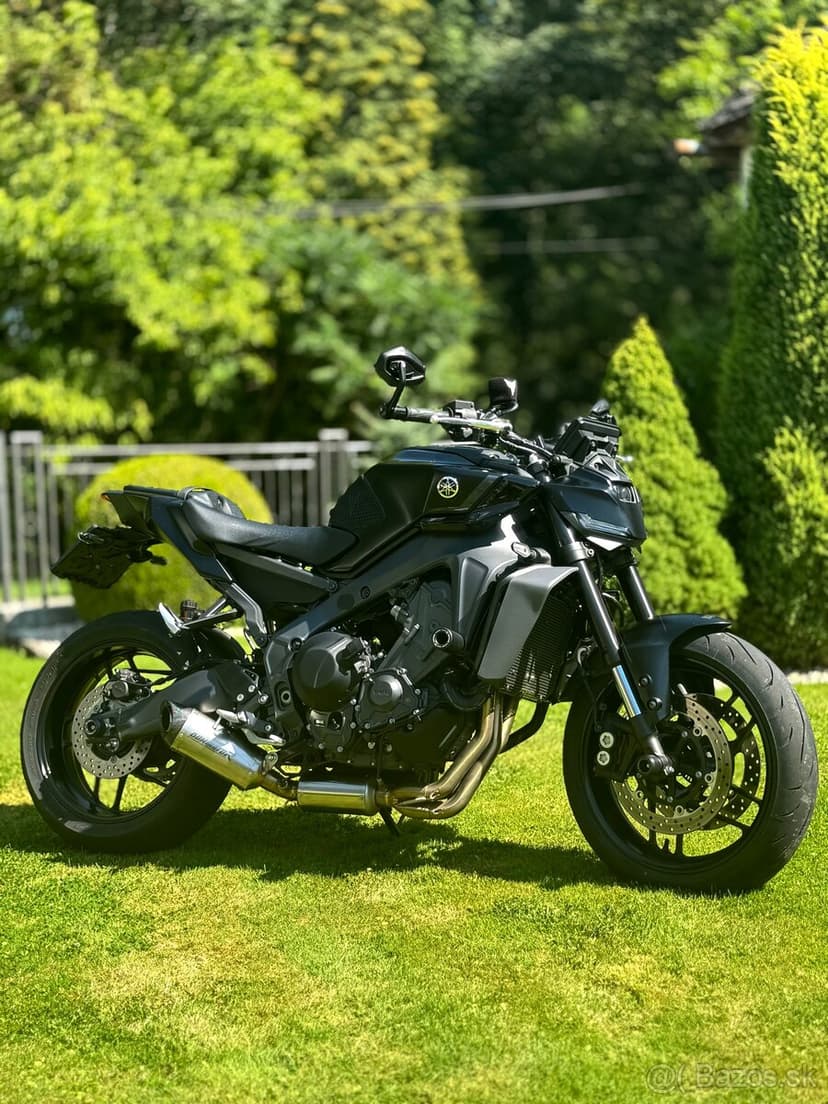 REZERVOVANÁ YAMAHA MT09 4.GEN, prvý majiteľ, 7900km