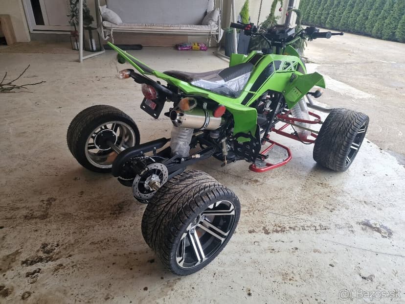Cisto nova stvorkolka atv 150