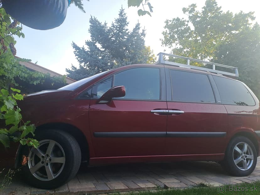 Peugeot 807 nepojazdny 8miest