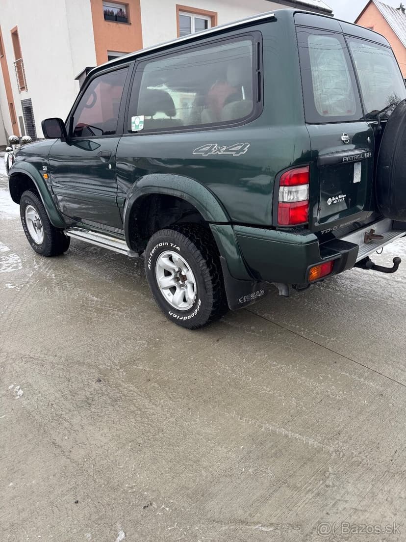Nissan Patrol GR Y61