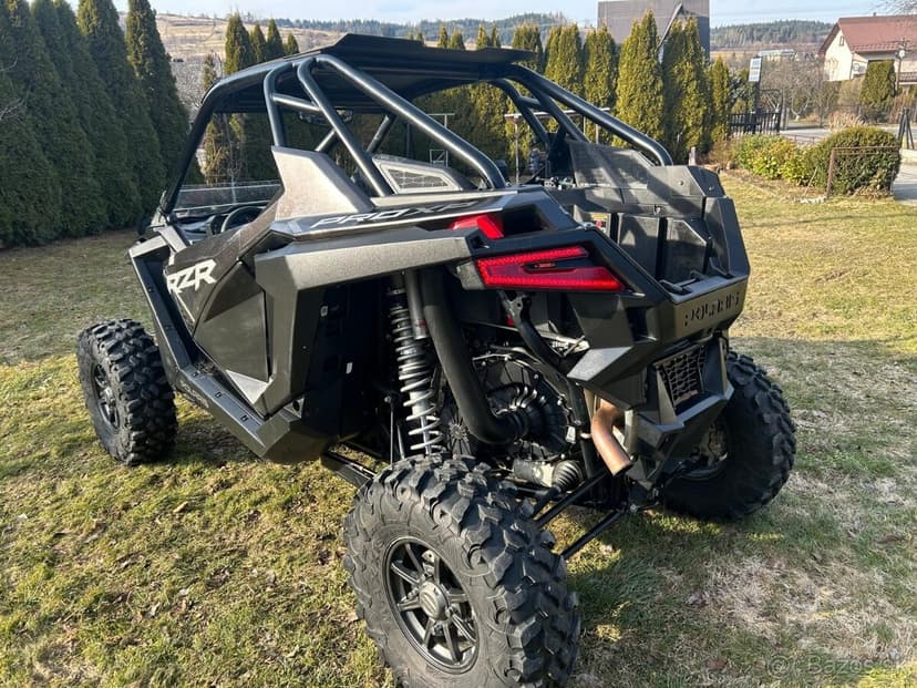 Polaris RZR 1000 pro xp 200 koni
