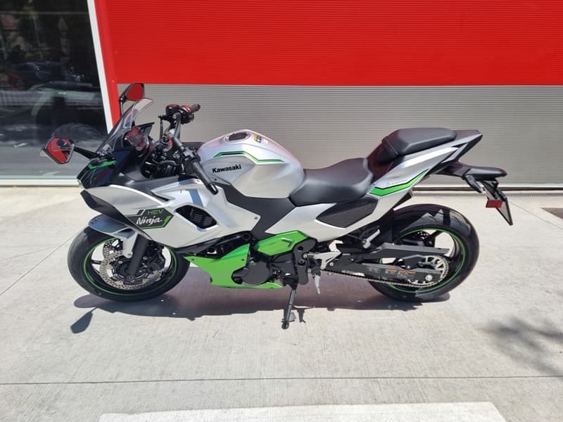 Kawasaki Ninja7 Hybrid