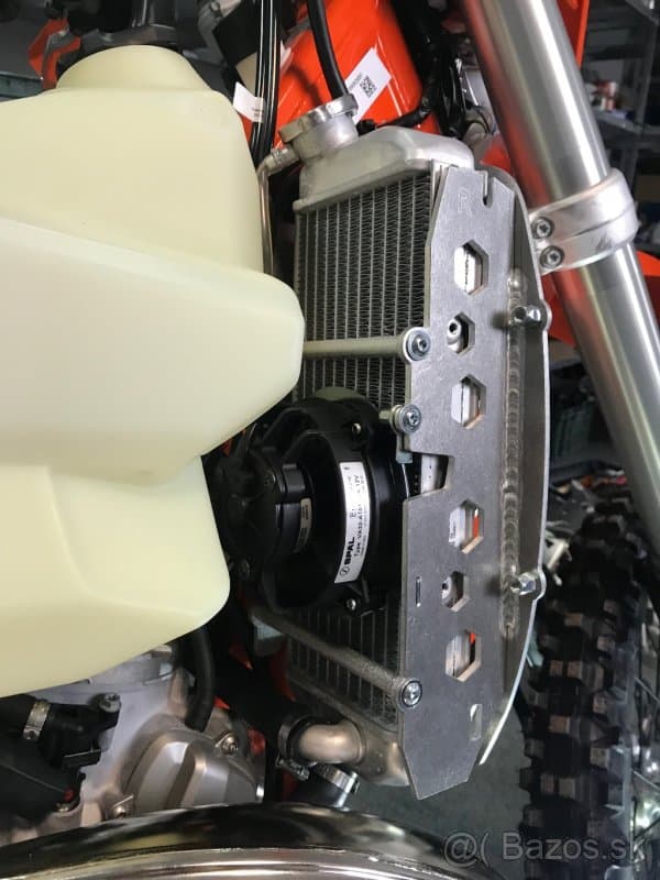 Výztuhy kryty chladiče komplet s ventilátorem KTM, Husqvarna