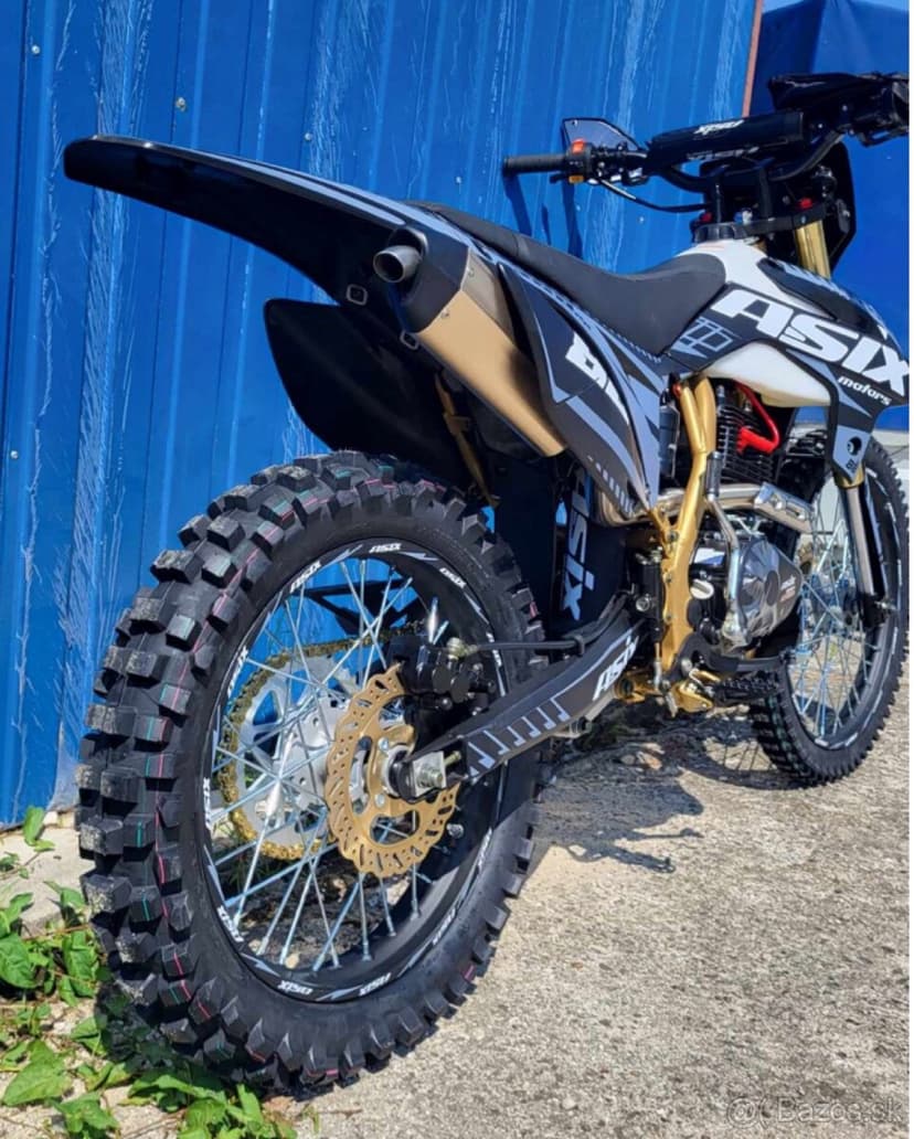 Enduro ASIX XB-88 300cc 21/18