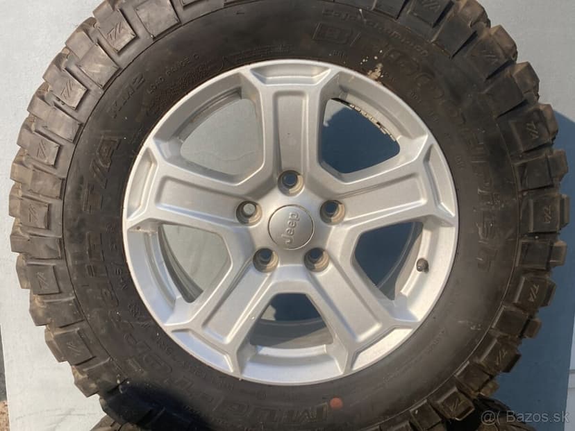 ALU kola JEEP WRANGLER JL JK R17x7 + 5 PNEU