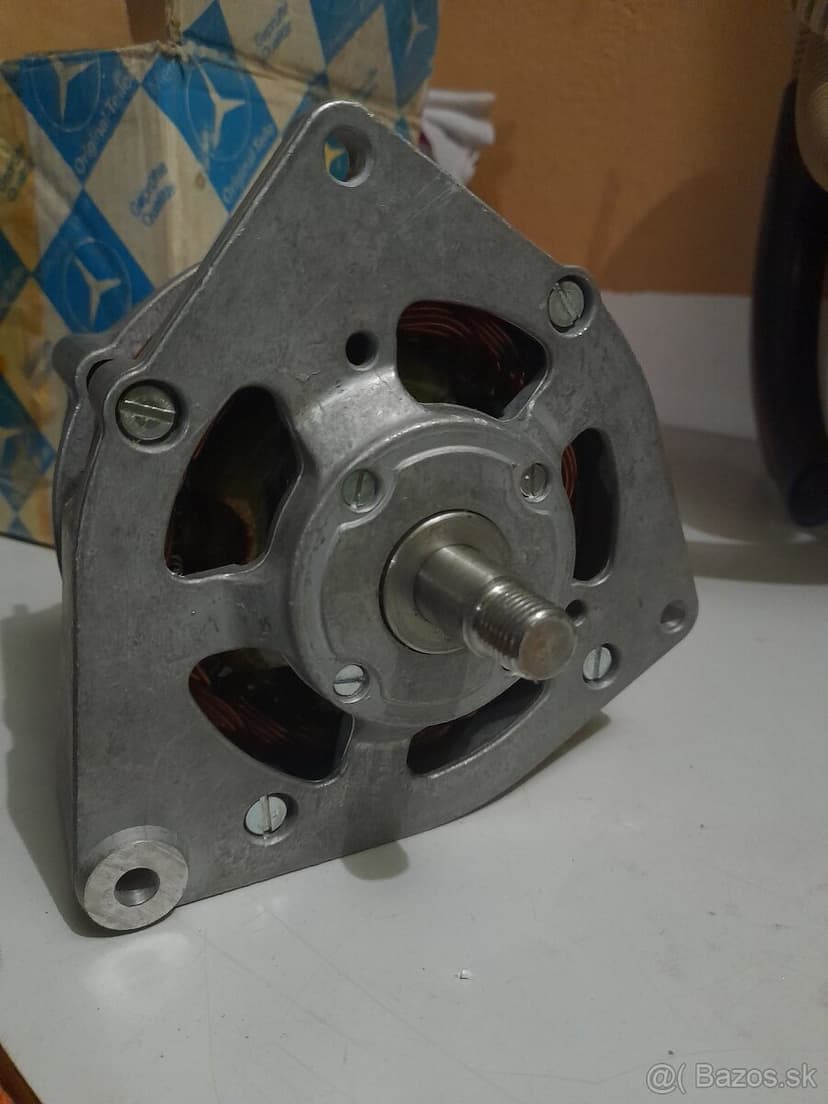 Alternátor Mercedes