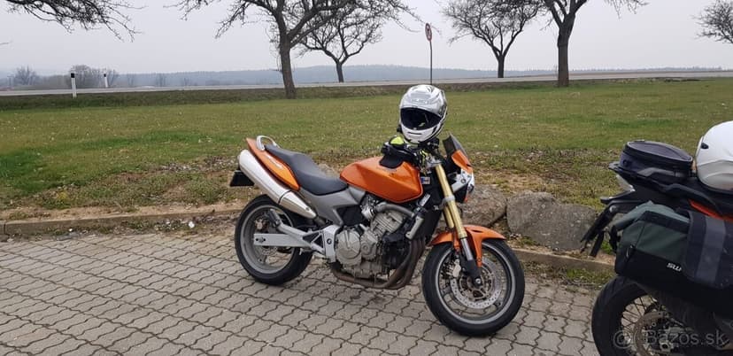 Predám motorku Honda CB600F Hornet