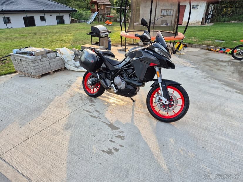 Ducati Multistrada V2s