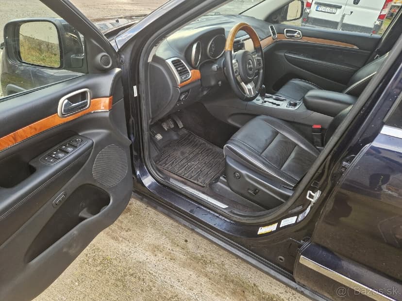 Jeep Grand Cherokee 5.7 Hemi V8 2011 Overland LPG