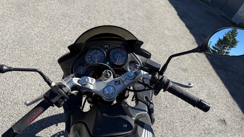 Honda CBR 125 2008 Facelift - vstrek,Nová STK