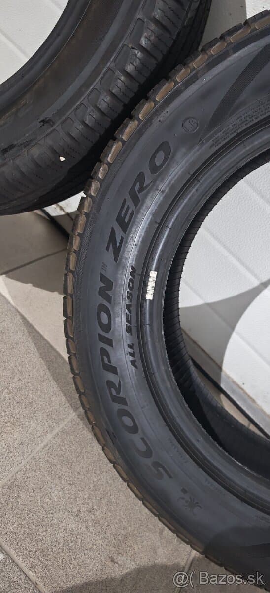 Pirelli Scorpion Zero 255/60 R20 All seasom