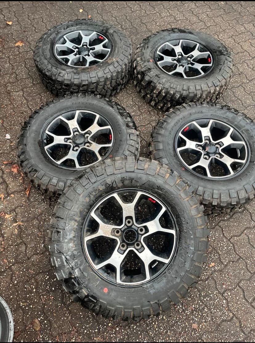 Jeep Wrangler Rubicon disky originální