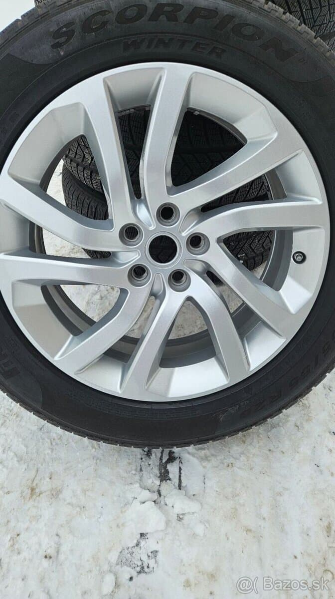 Originál Land Rover ALU kola R20 5x120 + Pirelli