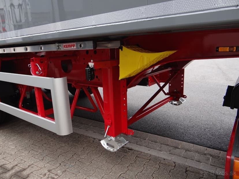 Sklápací náves - Kempf 51m3 SKM 39/3 AK 5770kg
