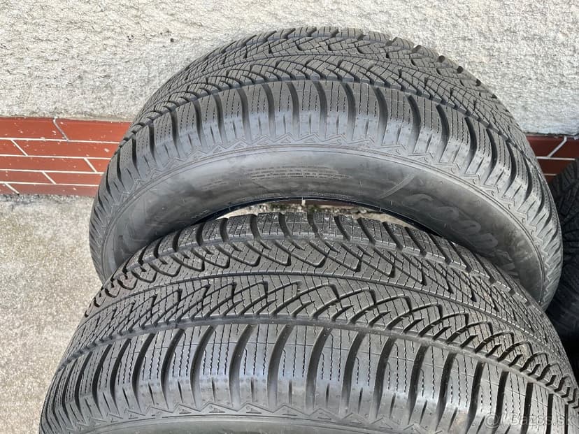 255/60 R18 GoodYear zimné pneu. 4ks.
