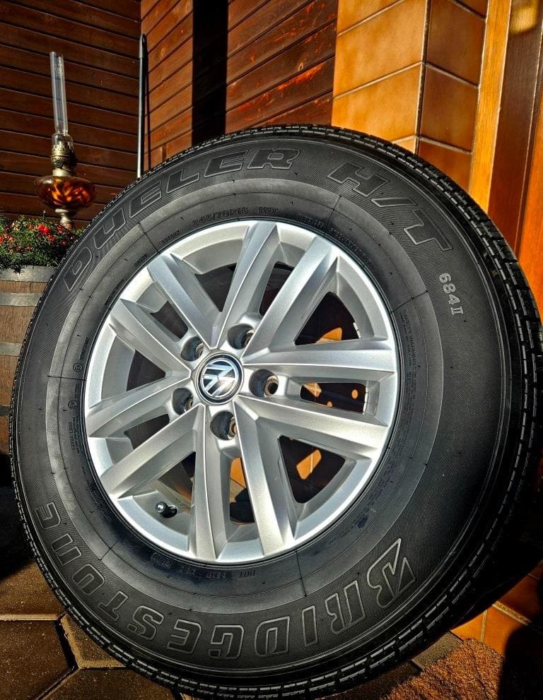 Alu R16 5x120 orig. VW AMAROK + letné 245/70 R16