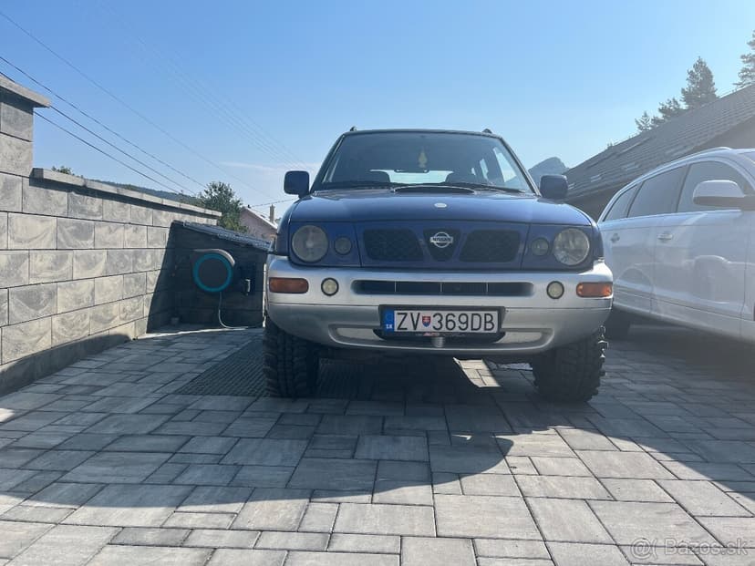 Nissan terrano 2,7