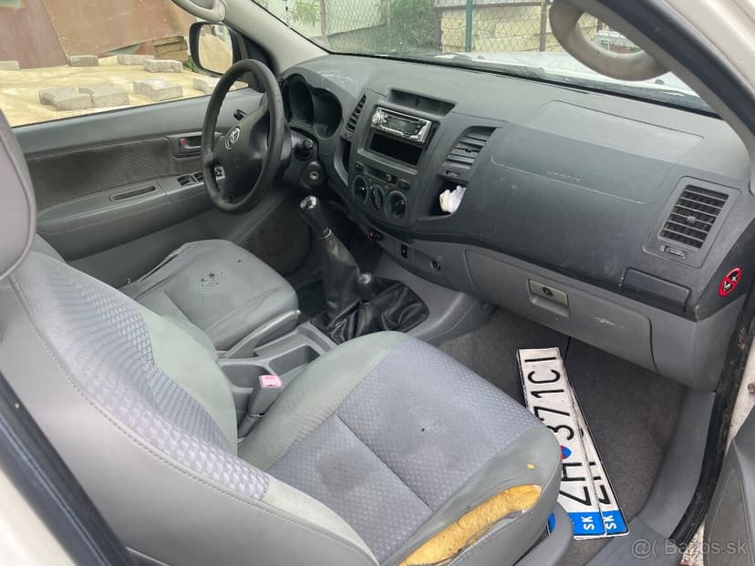 Toyota Hilux 2,5 75kw