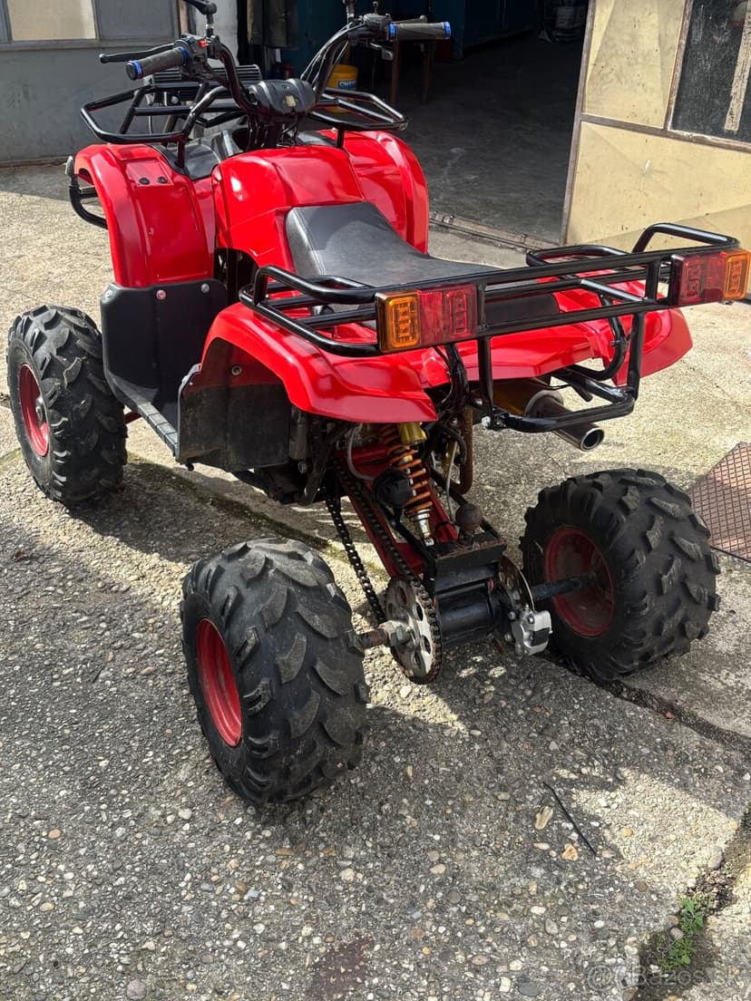 Štvorkolka ATV250