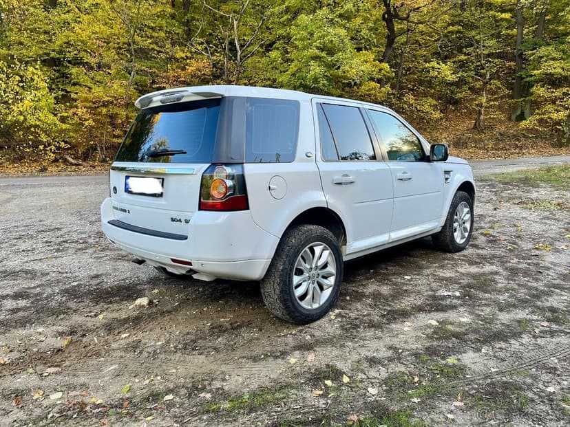 Land Rover Freelander 2 140 kW 2.2l SD4 AWD – Garážované