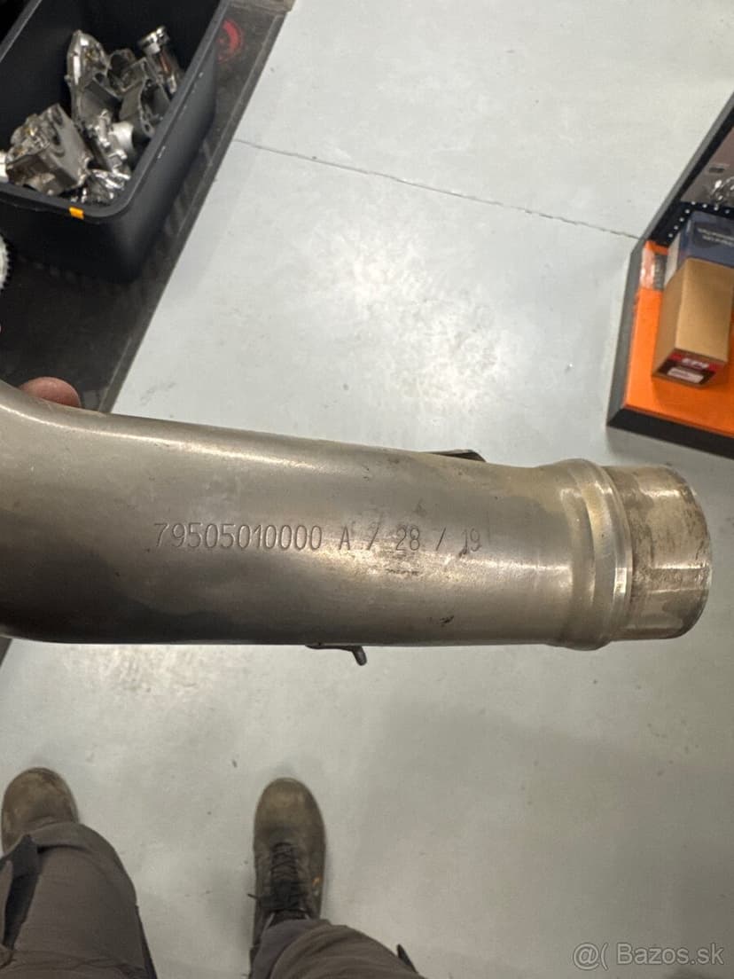 Zvod vyfuku (stredný) na enduro ktm excf