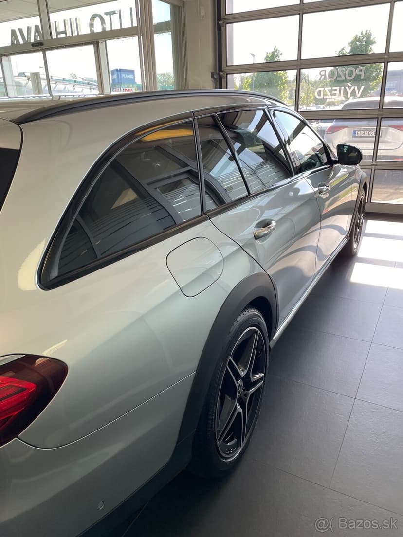Mercedes-Benz E 220d 4MATIC All-Terrain AMG